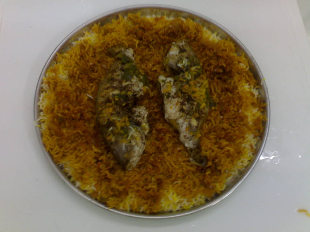 سمك مكرونة مقلى مع ارز بالشبت