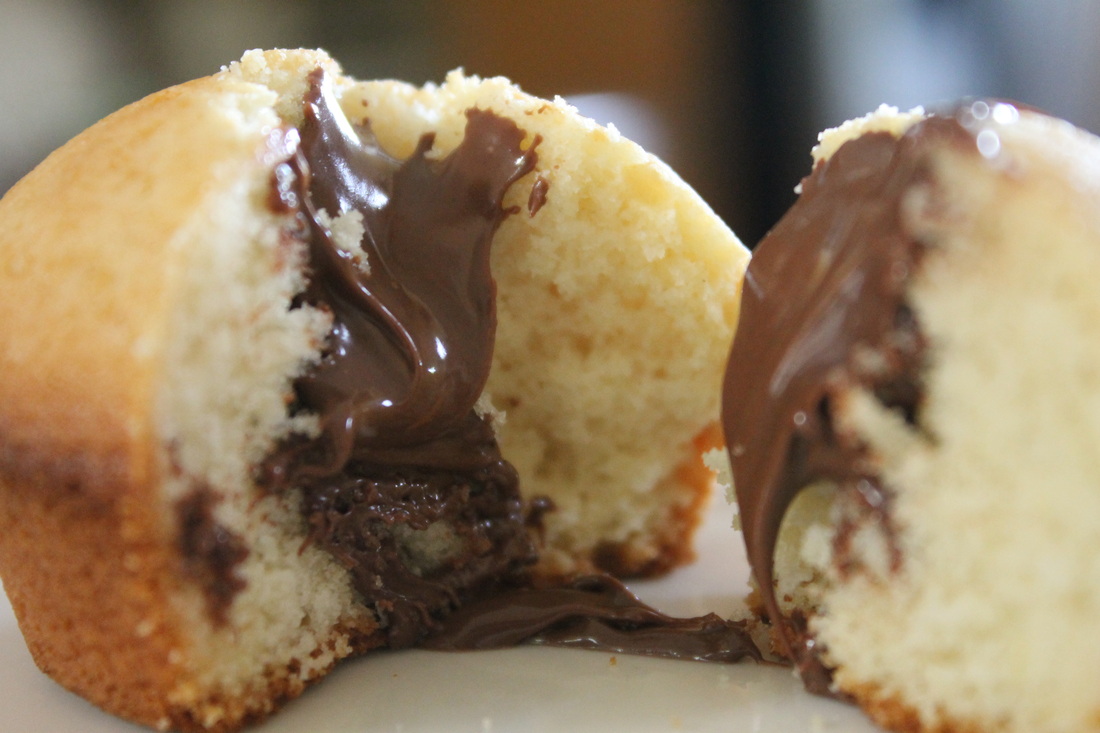 18809-cupcake-stuffed-with-nutella.jpg