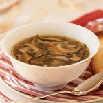 شوربة  الفطر من حورية المطبخ