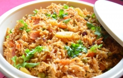 الأرز بالخضروات